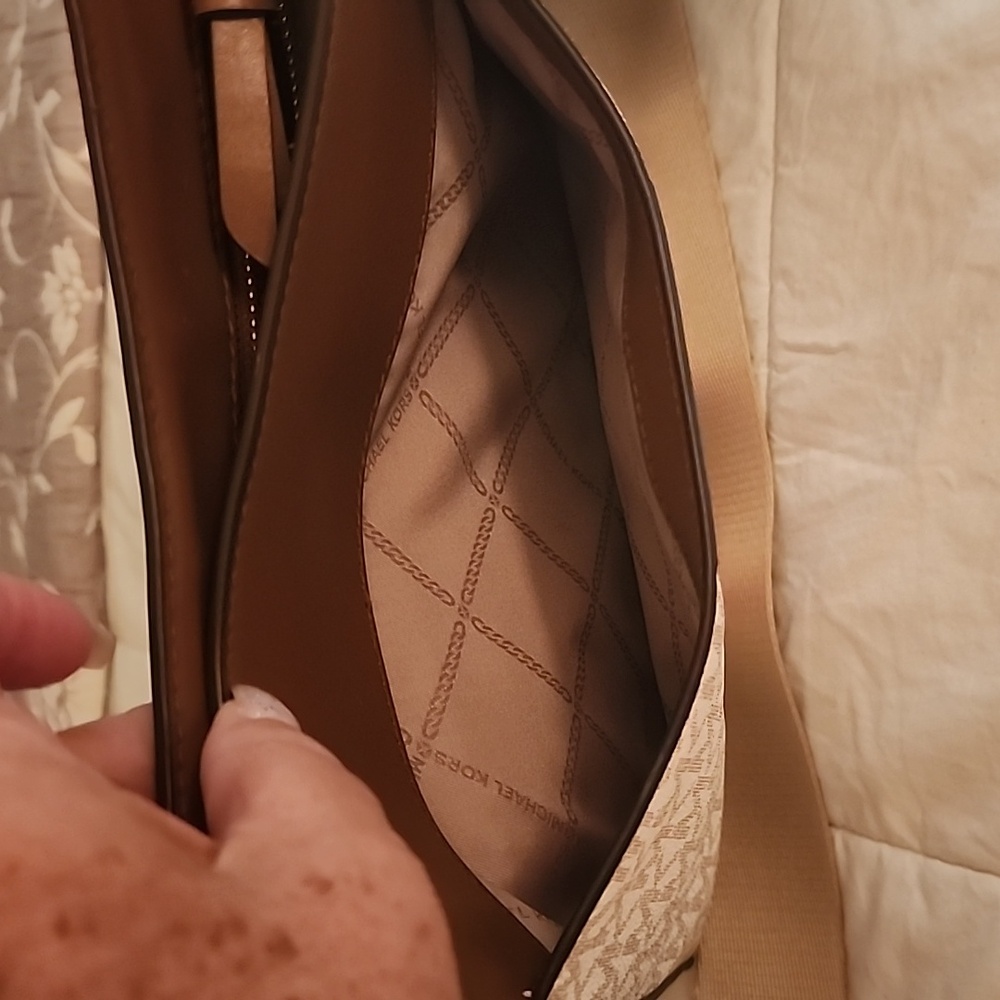 Michael Kors Crossbody Bag Set Brown and Pink Monogram and Leather Trim - Picture 4 of 8